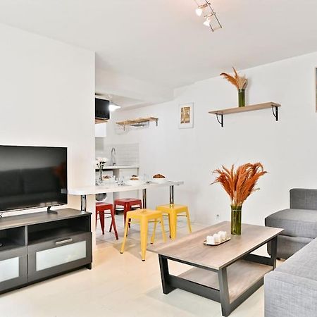 Appartement Proche Canal Saint Martin Parijs Buitenkant foto